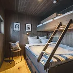 Casa vacanze In Out, Modern Comfort By The Slopes