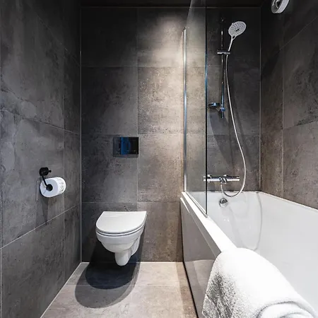 In Out, Modern Comfort By The Slopes Ferienhaus