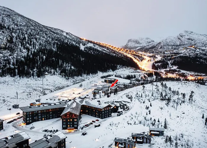 In Out, Modern Comfort By The Slopes